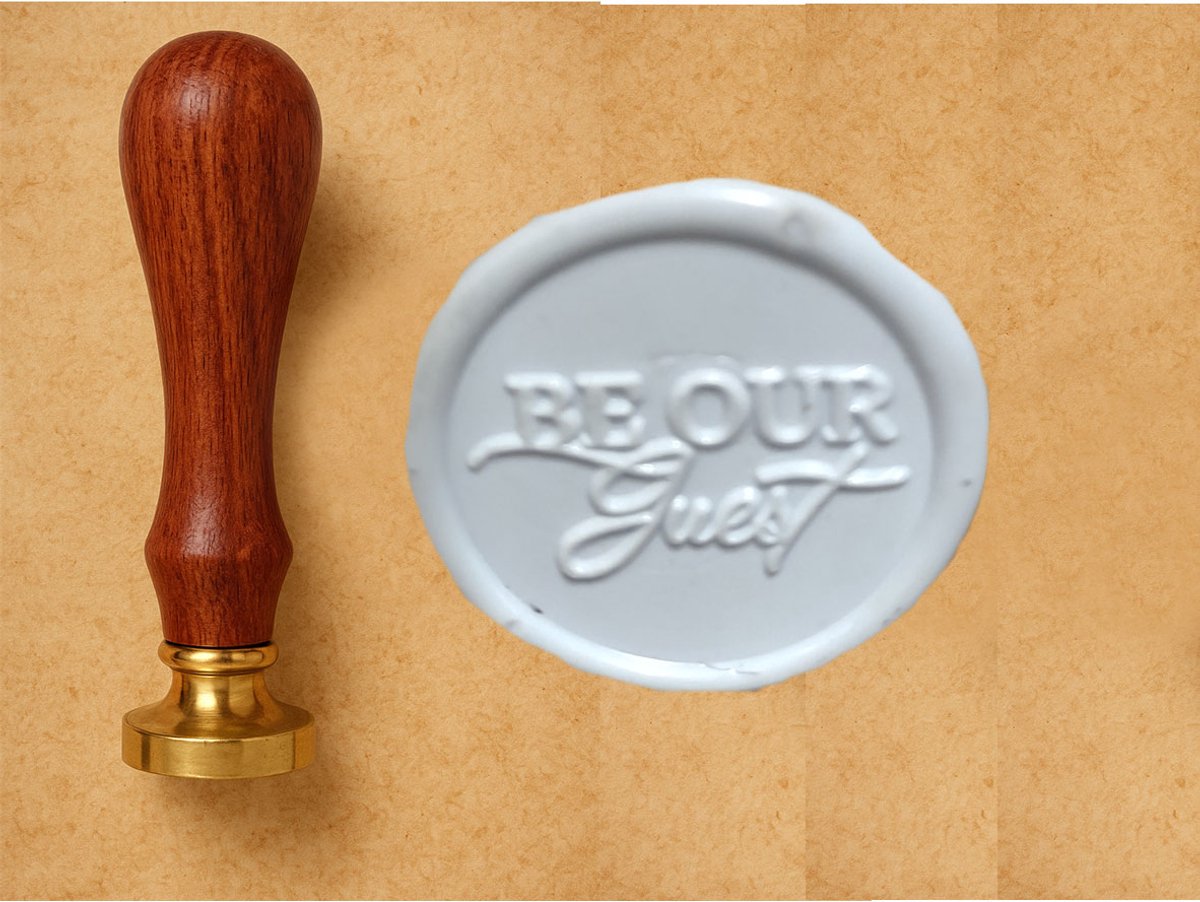 Lakstempel Ø25mm | Be our guest | donkerbruin handvat